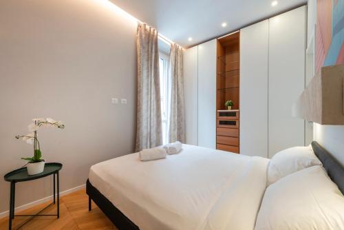 B Home - Modern Elegance for 4 People