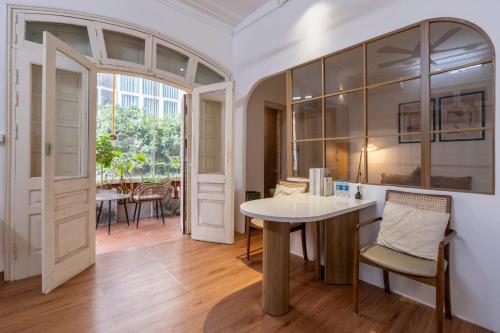 Un lugar para sentarse en Sereno Westlake Homestay