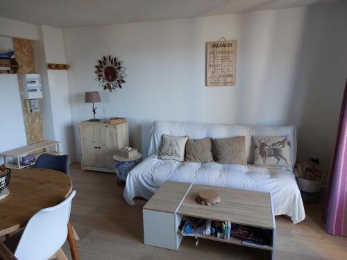 Beau duplex 40M2- 2 Chambres- 2 lits-2 balcons