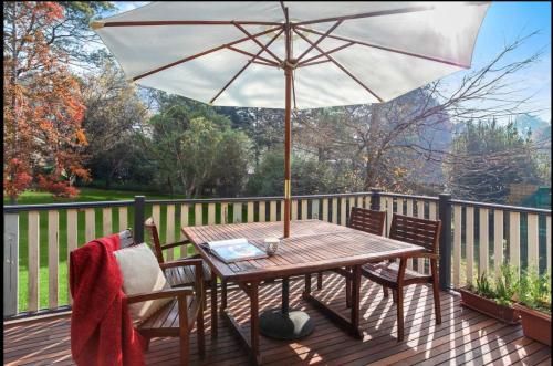 Korla Cottage, Leura Family & Pet Friendly Stay