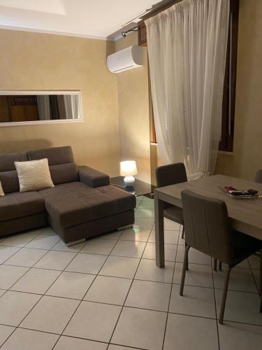 Χώρος καθιστικού στο Appartamento Girasoli in Franciacorta