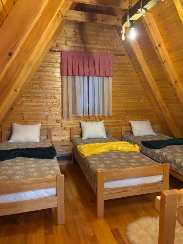Postel nebo postele na pokoji v ubytování Villa Adanis