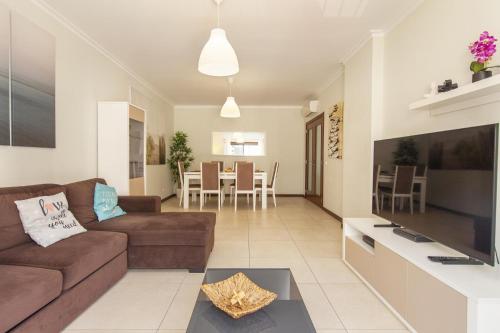 B03 - Luxury 2 Bed near Lagos Marina