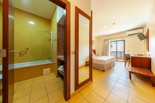 Koupelna v ubytování Hotel Praia Sol
