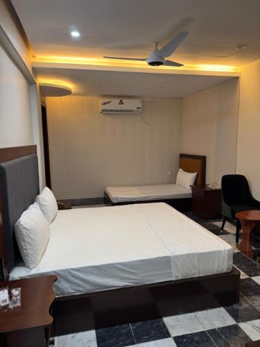 Gallery image of Burn Hall view Hotel in Abbottabad