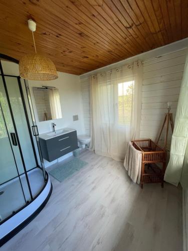 Ένα μπάνιο στο Le Lodge BelAir