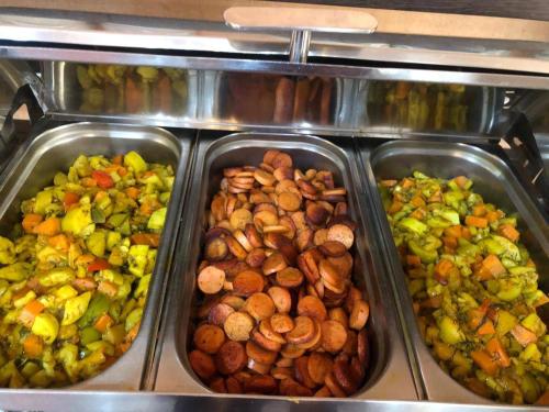 Jídlo v hotelu nebo okolí