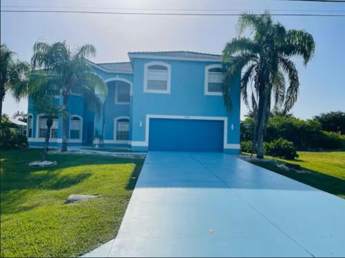 Bazén v ubytování Villa Azul, piscina, BBQ, pesca, juegos nebo v jeho okolí