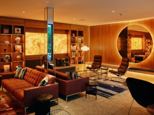 Posezení v ubytování Hotel Ploberger