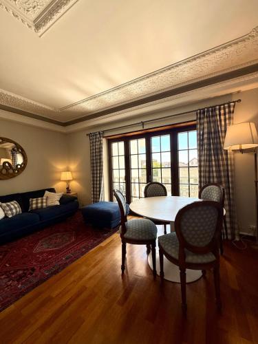 Fabulous Terrace 1 - Checkinhome