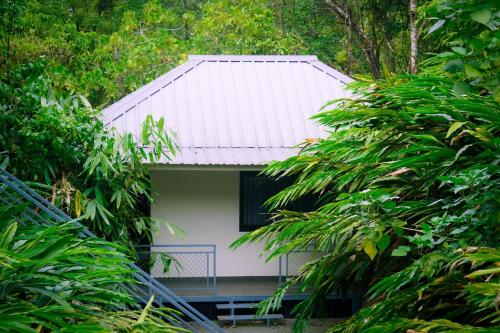 Budova, kde se farma nachází