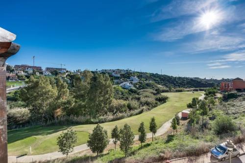Estepona Golf 2BR Apartment - Private Terrace, Beautiful Views, Near Beach photo 3