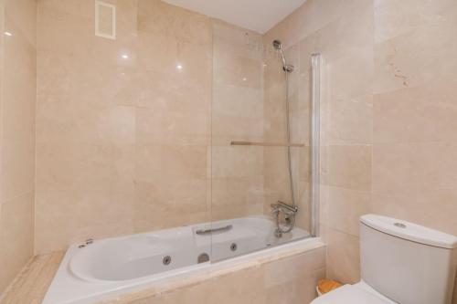Estepona Golf 2BR Apartment - Private Terrace, Beautiful Views, Near Beach photo 16