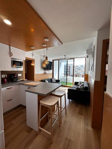 Modern spacious 3 bedroom apartment In Playa Del Ingles