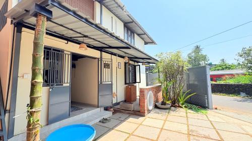 Gallery image of Tropical by Tokyo Dorms in Kozhikode