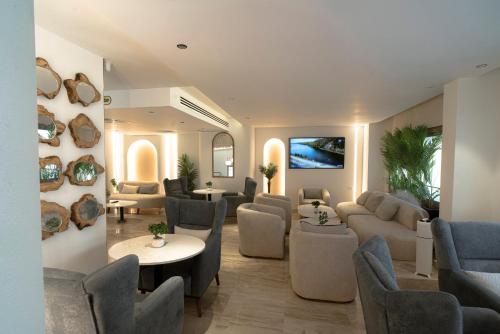 Khu vực ghế ngồi tại فندق قصر الياقوت