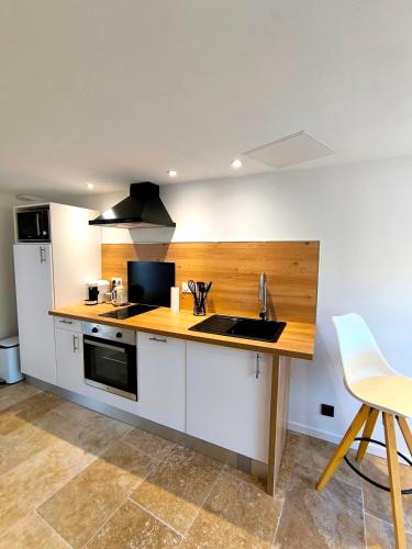 Kuchyň nebo kuchyňský kout v ubytování Gîte Casa Liã