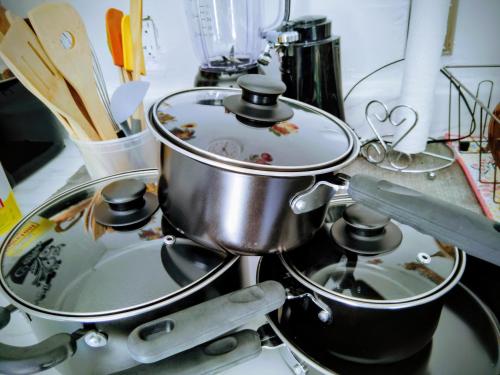 a pot on top of a stove in a kitchen at Perfect Beach Gateway in West Palm Beach