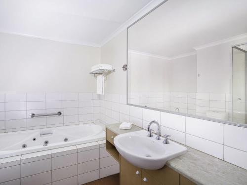 Un baño de Mantra Geraldton
