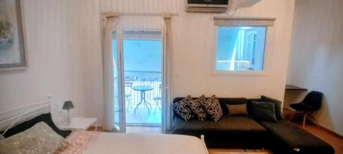 Cosy apartment close to the railway & metro stations