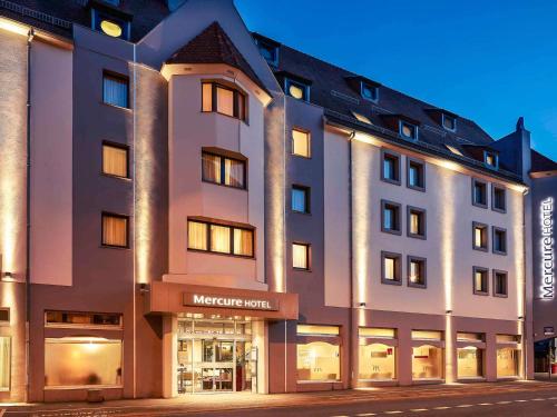 a rendering of the meritage hotel at night at Mercure Colmar Centre Unterlinden in Colmar