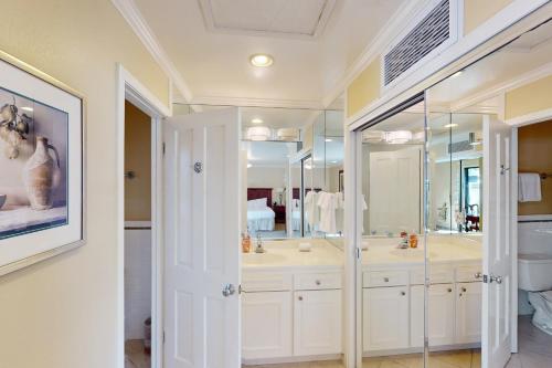 Koupelna v ubytování Silverado Resort and Spa 374