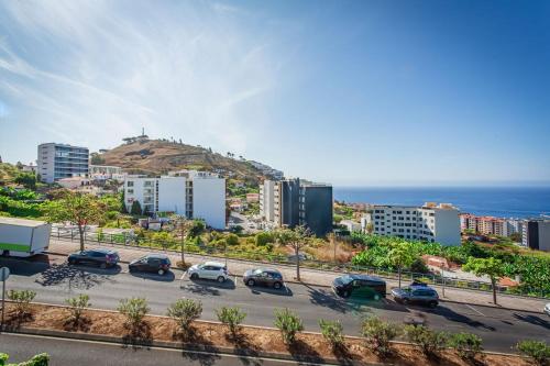 Leonor Seaview Apartment