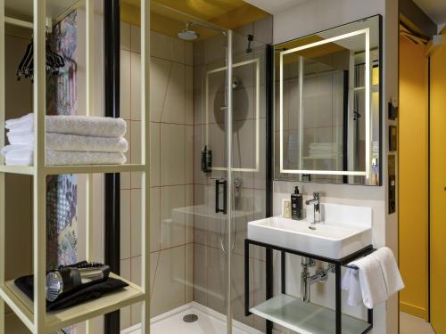 Kopalnica v nastanitvi ibis Styles Zurich City Center