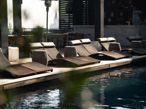 Khu vực ghế ngồi tại Santa Teresa Hotel Rio de Janeiro - MGallery Collection