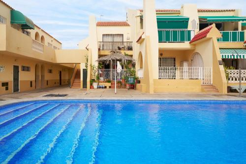 Edén sereno junto al Mar