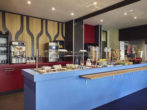 Jídlo v hotelu nebo okolí