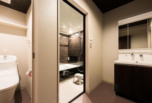 INOVA Kanazawa — Bathroom