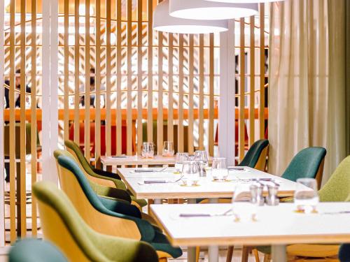 Posezení v ubytování Pullman Paris Montparnasse