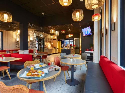 Posezení v ubytování Ibis Sallanches Porte du MontBlanc