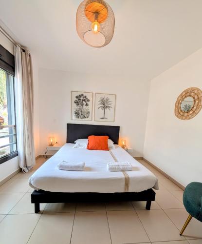 Postel nebo postele na pokoji v ubytování Etang Salé les bains - Corail Cosy