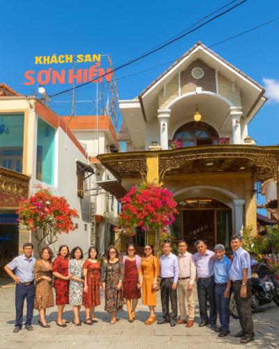 Hosté ubytování Khách Sạn Sơn Hiển