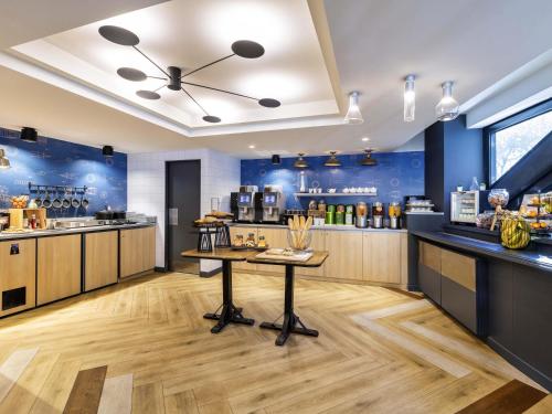 Φαγητό σε αυτό το ξενοδοχείο ή κάπου εκεί κοντά