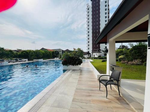 Πισίνα στο ή κοντά στο Your Perfect Staycation Spot!