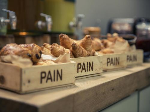 Mad på hotellet eller i nærheden