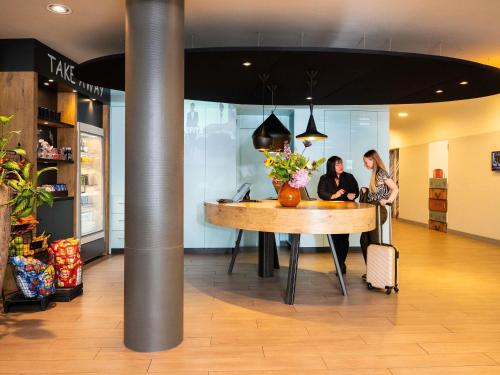 Khách lưu trú tại ibis Amsterdam Centre Stopera