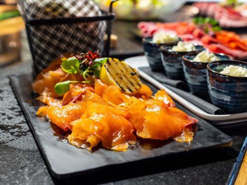 Φαγητό σε αυτό το ξενοδοχείο ή κάπου εκεί κοντά