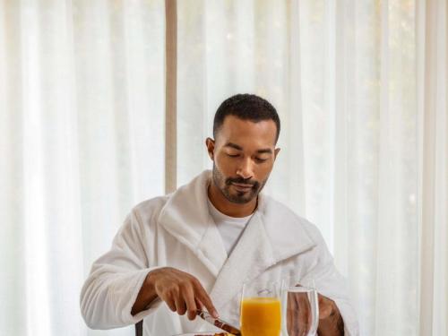 Επισκέπτες που μένουν στο Sofitel Lafayette Square Washington DC