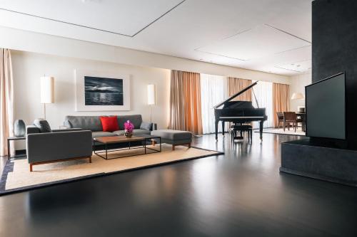 Grand Hyatt Berlin photo 121