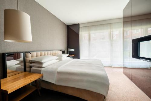 Grand Hyatt Berlin photo 79