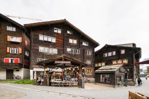 The Maisonette, the luxury edition in the center by Inspiring Places Zermatt