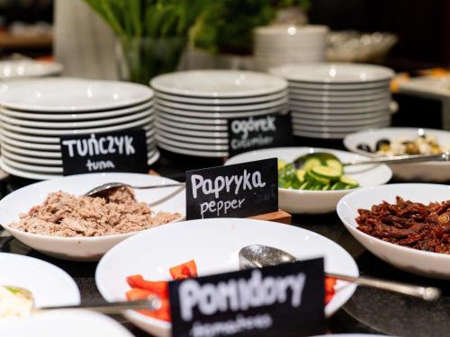 Jídlo v hotelu nebo okolí