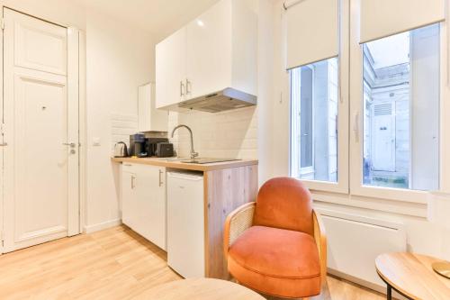Modern deluxe studio in the heart of Paris