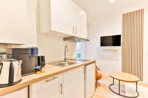 Modern deluxe studio in the heart of Paris