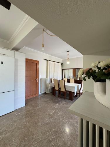 Syrios 140sqm Apartment