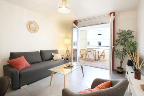 2 bedrooms appartment - Hometimal - City center - Parking